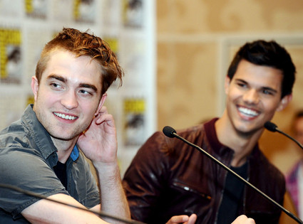 Robert Pattinson, Taylor Lautner Robert Pattinson, Taylor Lautner